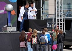 Wissenschaft Erleben Jena Begeistert Mit Zwei Grossen Festivals 28